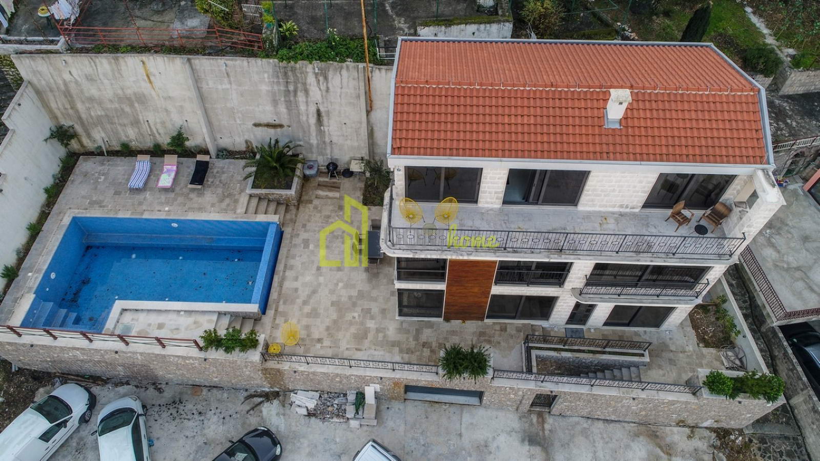 Kuća-Vila 300m2, Kotor